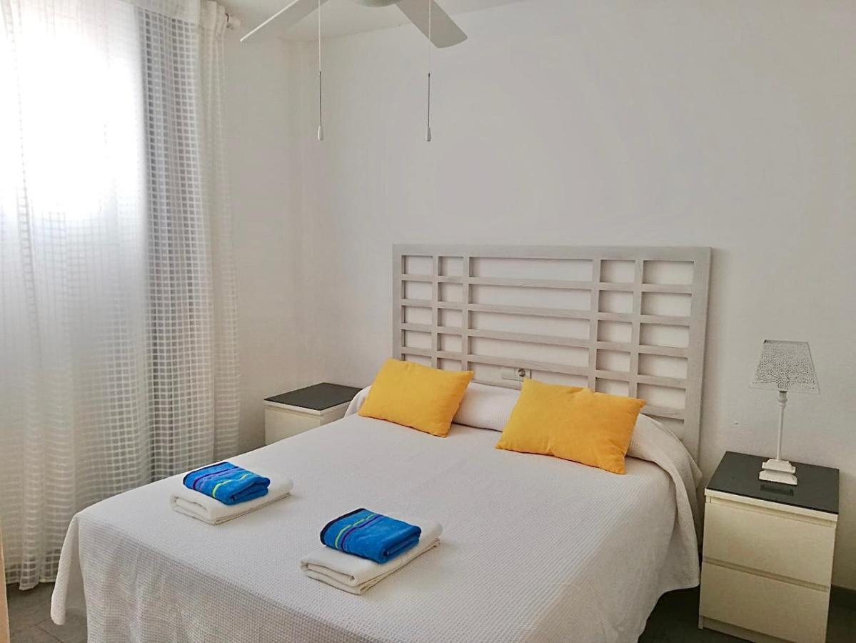 Apartamentos Miranda Es Pujols Exterior foto