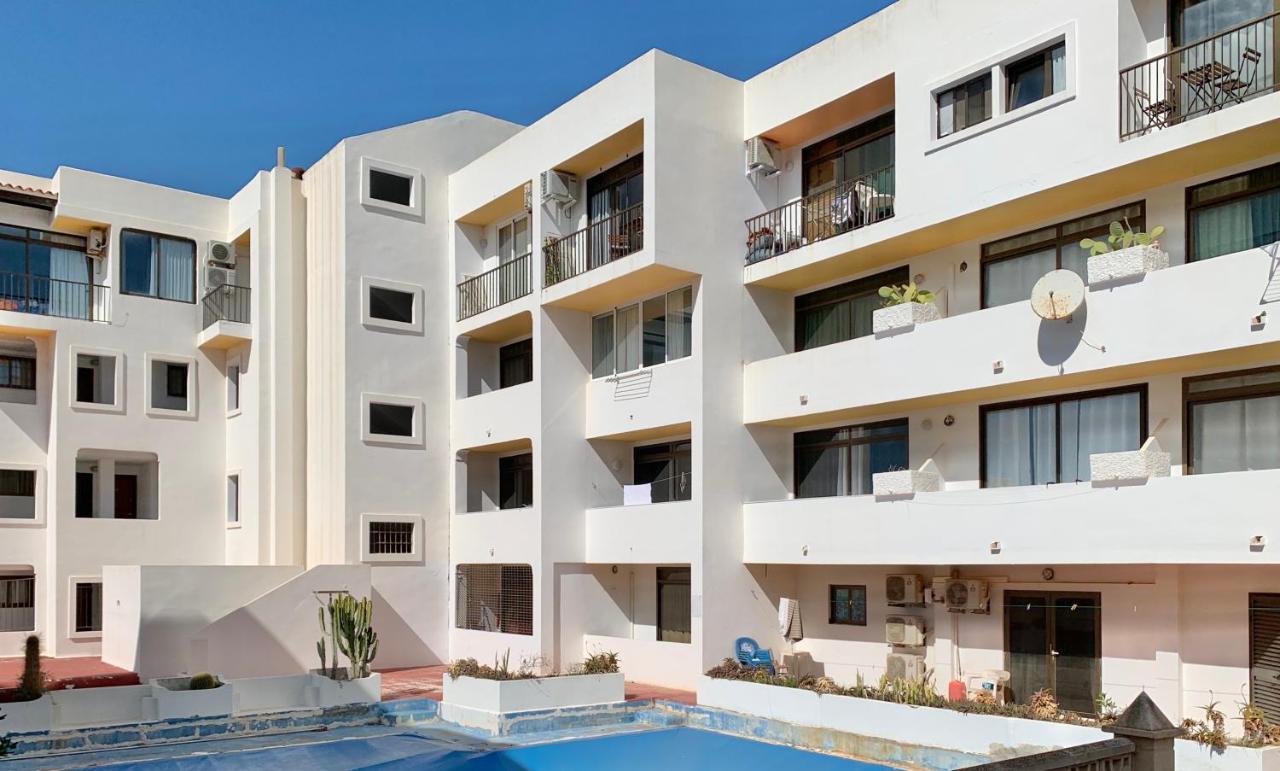 Apartamentos Miranda Es Pujols Quarto foto