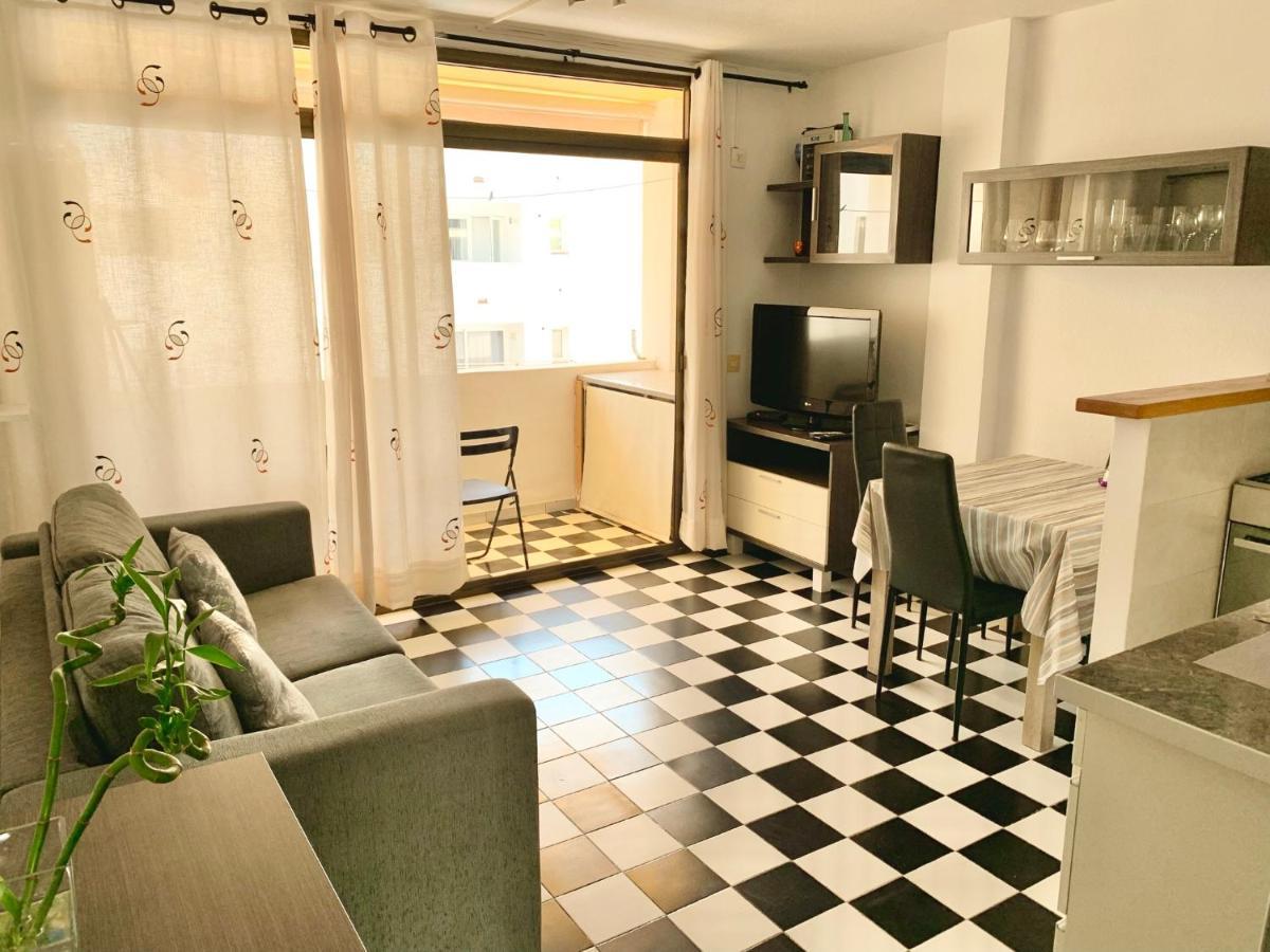 Apartamentos Miranda Es Pujols Exterior foto